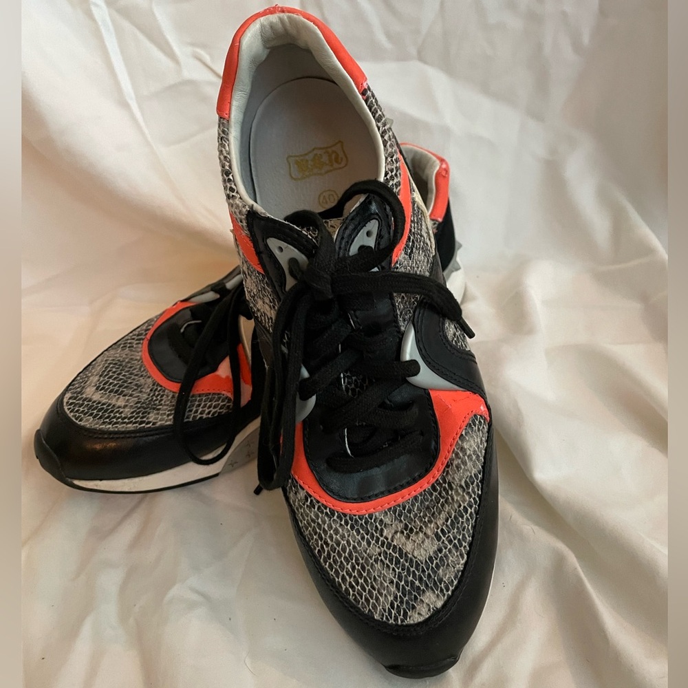 Ash Sneakers